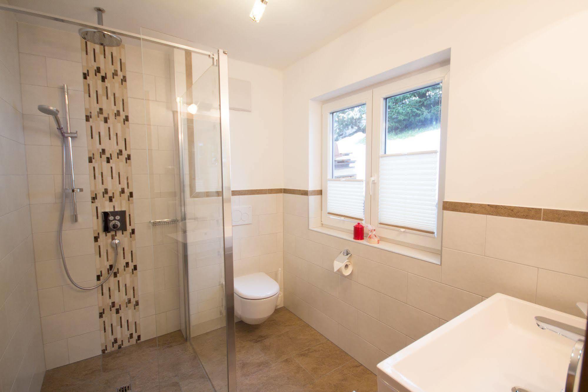 Appartement Haus Scheuerer à Neukirchen am Großvenediger Extérieur photo