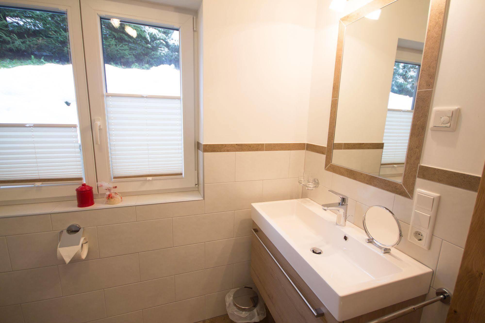 Appartement Haus Scheuerer à Neukirchen am Großvenediger Extérieur photo