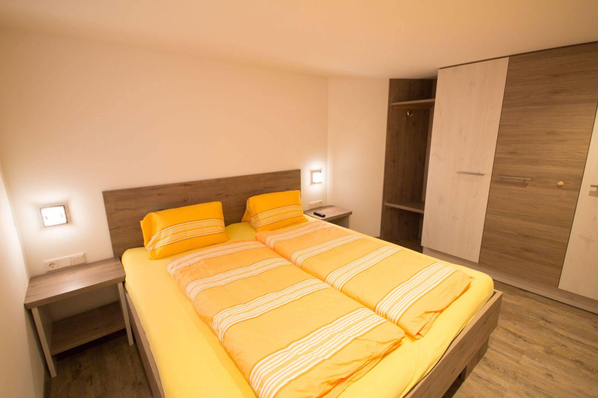 Appartement Haus Scheuerer à Neukirchen am Großvenediger Extérieur photo